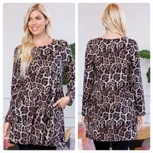 Leopard Print Top with Pockets Long Sleeves Medium